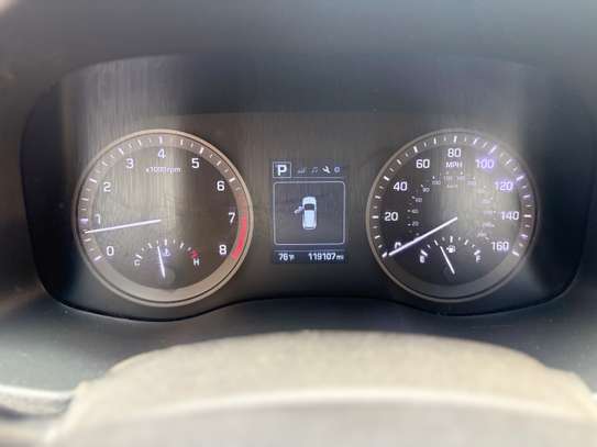 HYUNDAI TUCSON 2018 2.0 image 9