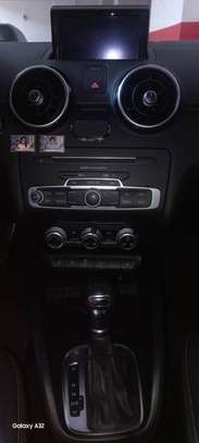 AUDI A1 SPORTBACK 1.0 TFSI ULTRA S-TRONIC image 4