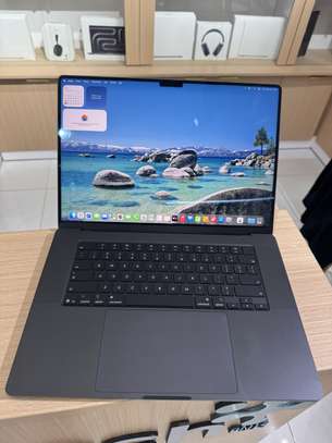 MacBook Pro 2026 16 Pouces - M5 Pro | 48GB RAM | 1 Téra image 4