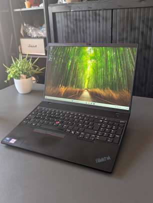 Ordinateur Lenovo l16 gen 2 ultra 5 /512gb /16gb ram image 2