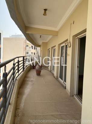 Ref_2291  Penthouse de 310m²  à louer à Keur Gorgui image 9