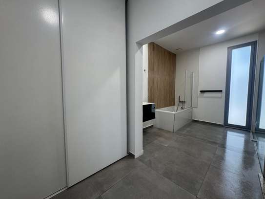 Duplex picine privé F5 à louer aux Almadie route Almadie image 8