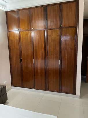 Joli appartement F4 meublé à louer aux Almadies image 12