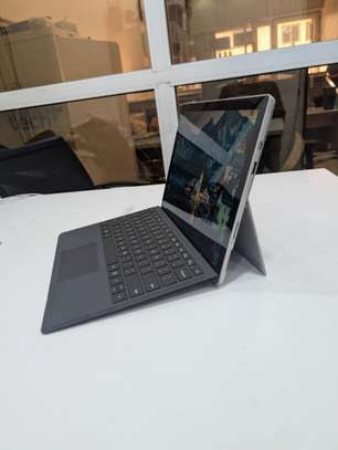 Surface Pro 5 i5 7ieme 8g de ram 256 image 3