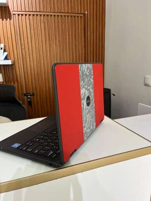 DELL LATITUDE 3190 image 3