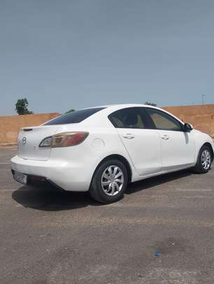 Mazda 3 2013 image 4