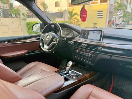 bmw x5 image 6