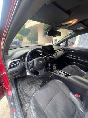 Toyota CH-R Hybride Essence 2018 image 6