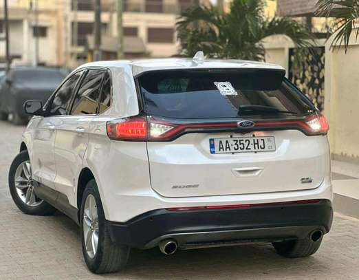 Ford edg SEL image 9