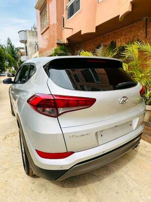 Hyundai tucson 2016 image 10