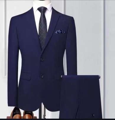 Costume très classe image 3