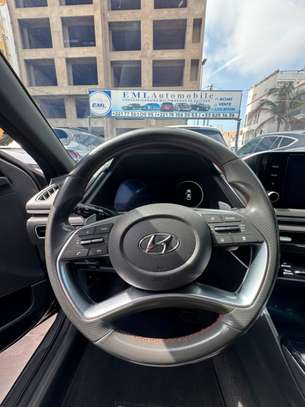 Hyundai Elantra 2020 Gris Métallisé Berline image 6