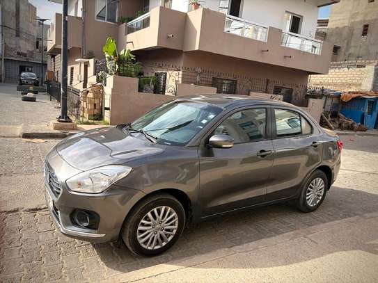 Suzuki Dzire image 4