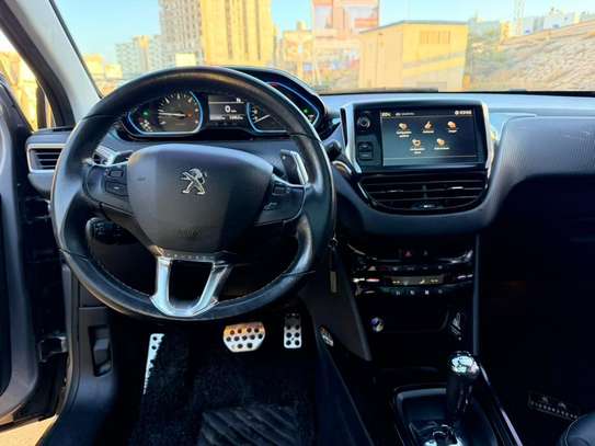 Peugeot 2008 année 2018 diesel automatique image 7
