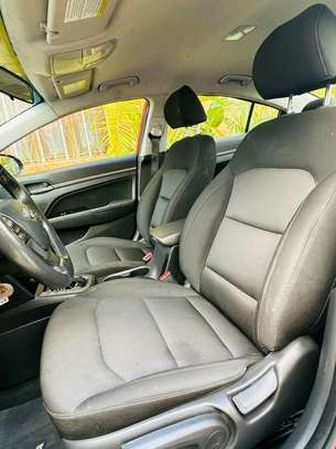 Hyundai Elantra 2018 image 7