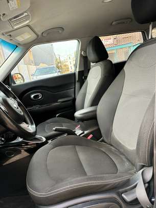 KIA SOUL image 8