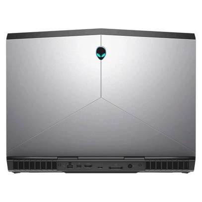 Gamer Alienware M15 core i7 image 3