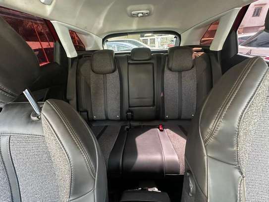 PEUGEOT 3008 2017 image 2