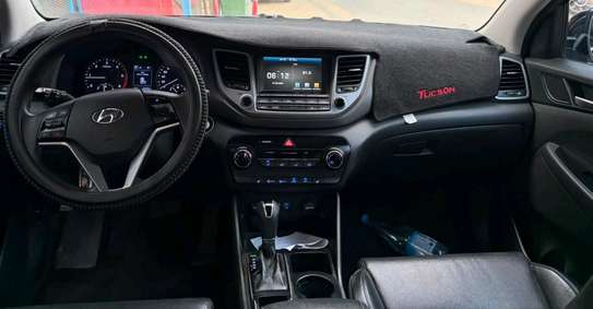 Hyundai tucson 2016 image 2