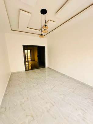 APPARTEMENT F3 AUX MAMELLES image 3