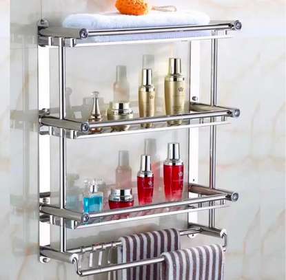 Étagère murale inox 3 niveaux avec porte-serviettes image 5