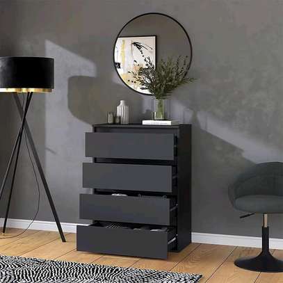 Commode image 2