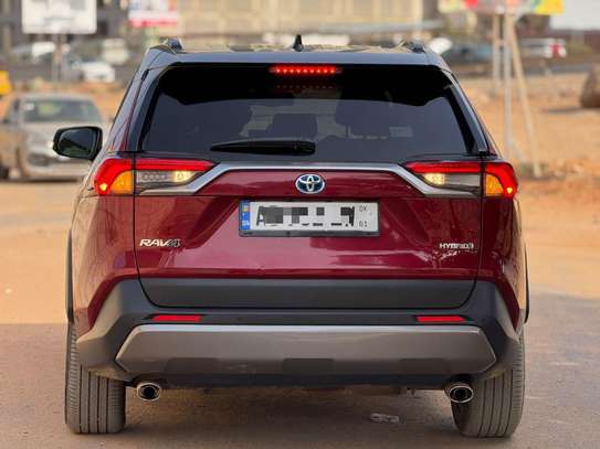 Toyota RAV4 2019 image 14
