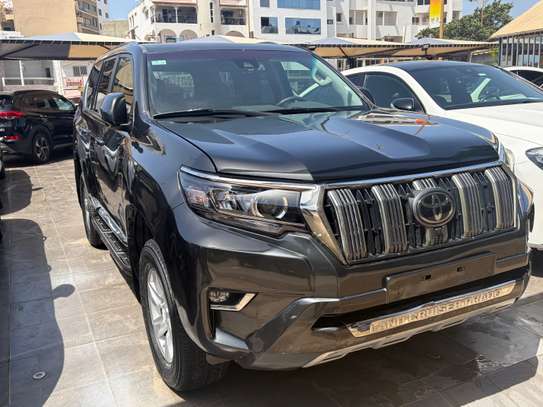 Toyota Land Cruiser 2022 SUV gris métallisé image 6
