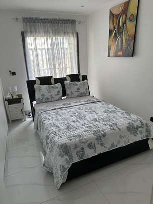 Appartement meublé au Virage image 8