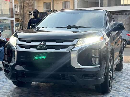 Mitsubishi OUTLANDER RVR image 3