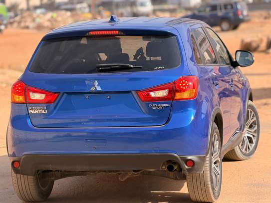 Mitsubishi OUTLANDER  2017 image 4