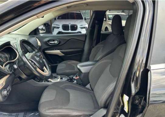 Jeep cherokee Latitude 2018 image 4