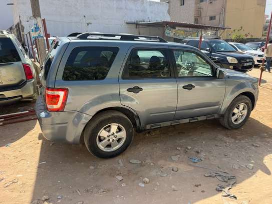 ford escape image 6