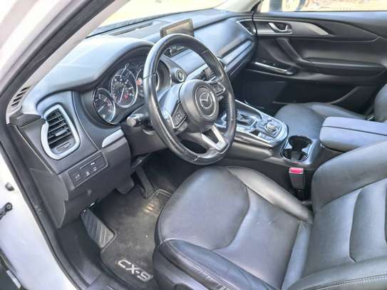 Mazda cx-9 touring 2019 full option image 15