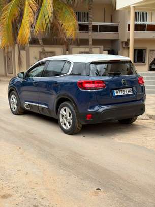 Citroën C5 aircros image 6