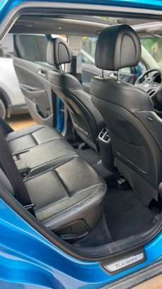 Hyundai tucson image 9