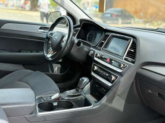 Hyundai Sonata sport 2019 image 6