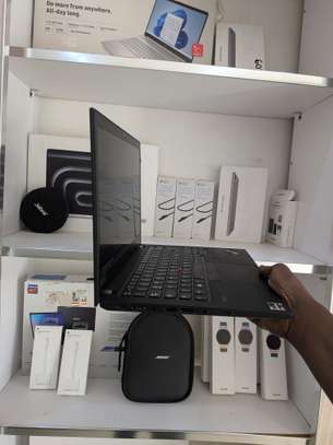 Lenovo thinkpad P14s) AMD Ryzen 7) 16) 256 SSD image 4