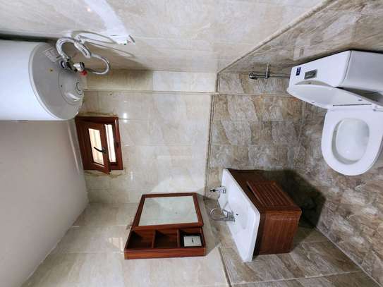 Appartement très grand à Sacré cœur image 14