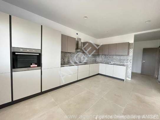 Ref_2481_PL Appartement  à louer en RDC aux Almadies image 2