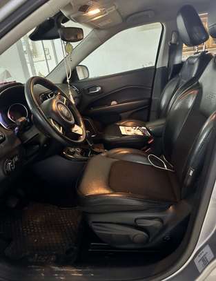 Jeep compass 2019 image 5
