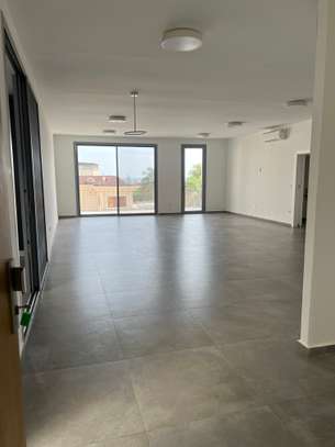 Bel appartement F5 vue sur mer, Almadies, route King Fadh image 10