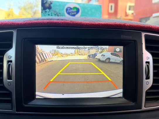 Kia Sportage SUV compact blanc feux LED image 12