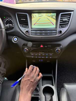 Hyundai teucson image 13