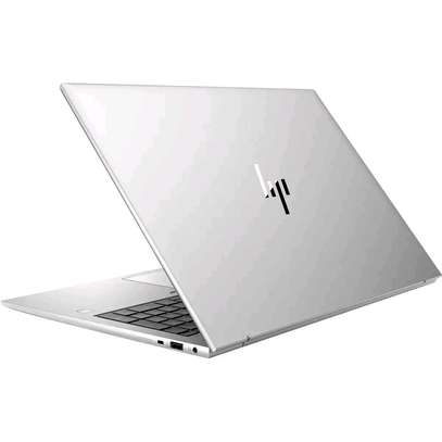 HP ELITEBOOK 860 G9-16 POUCES image 2