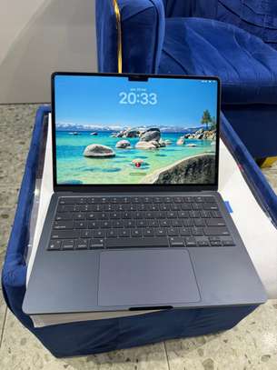 MacBook Air M2 2022 Ram 16Go SSD 1To image 3