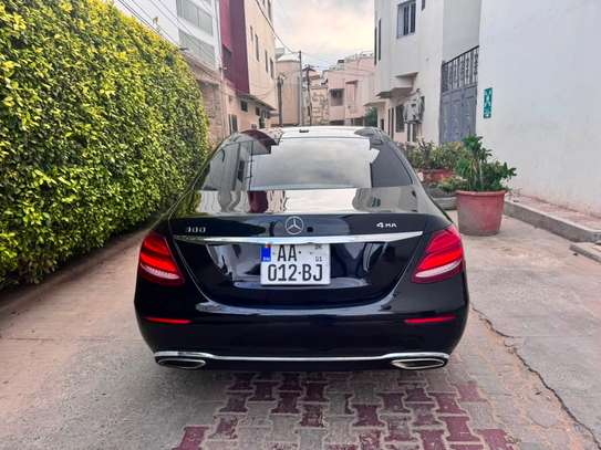 Mercedes E300 2018 image 6