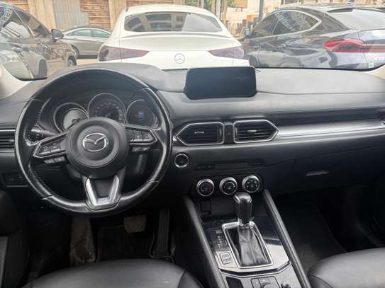 Mazda CX-5  2019 SUV noir spacieux confort et sécurité image 7