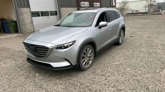 Mazda CX-9 image 2