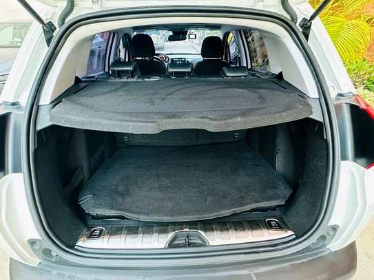 Peugeot 2008 2018 image 15